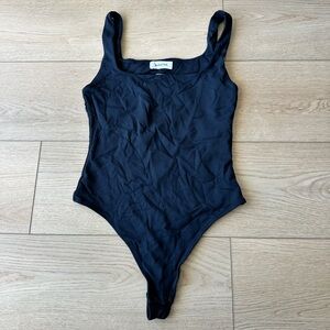 Aritzia babaton contour bodysuit black size S